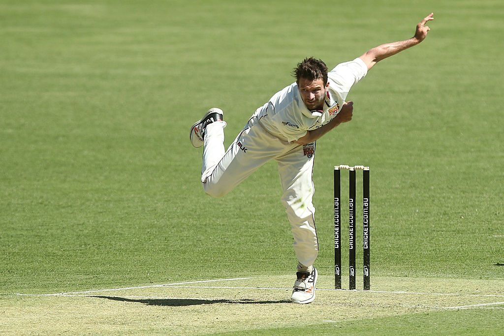 BRISBANE, AUSTRALIA - OCTOBER 25:  Michael Neser of the Bulls bowls during day one of the Sheffield Shield match between Queensland Bulls and New South Wales Blues at The Gabba on October 25, 2016 in Brisbane, Australia.  (Photo by Chris Hyde/Getty Images)