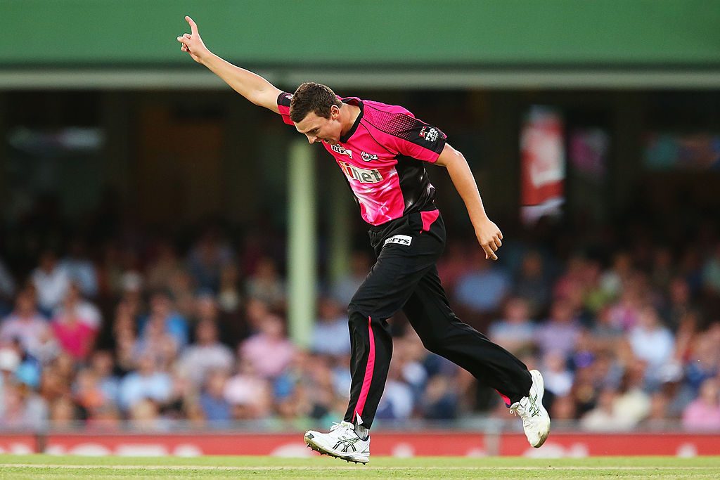 SYDNEY, AUSTRALIA - DECEMBER 29: Josh Hazlewood of the Sixers celebrates after claiming the wicket of Brad Hodge of the Stars during the Big Bash League match between the Sydney Sixers and the Melbourne Stars at SCG on December 29, 2013 in Sydney, Australia. (Photo by Brendon Thorne/Getty Images)